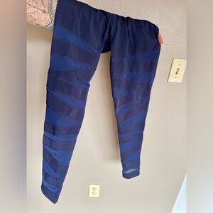 Till You Collapse Navy Blue Mesh Panel Leggings